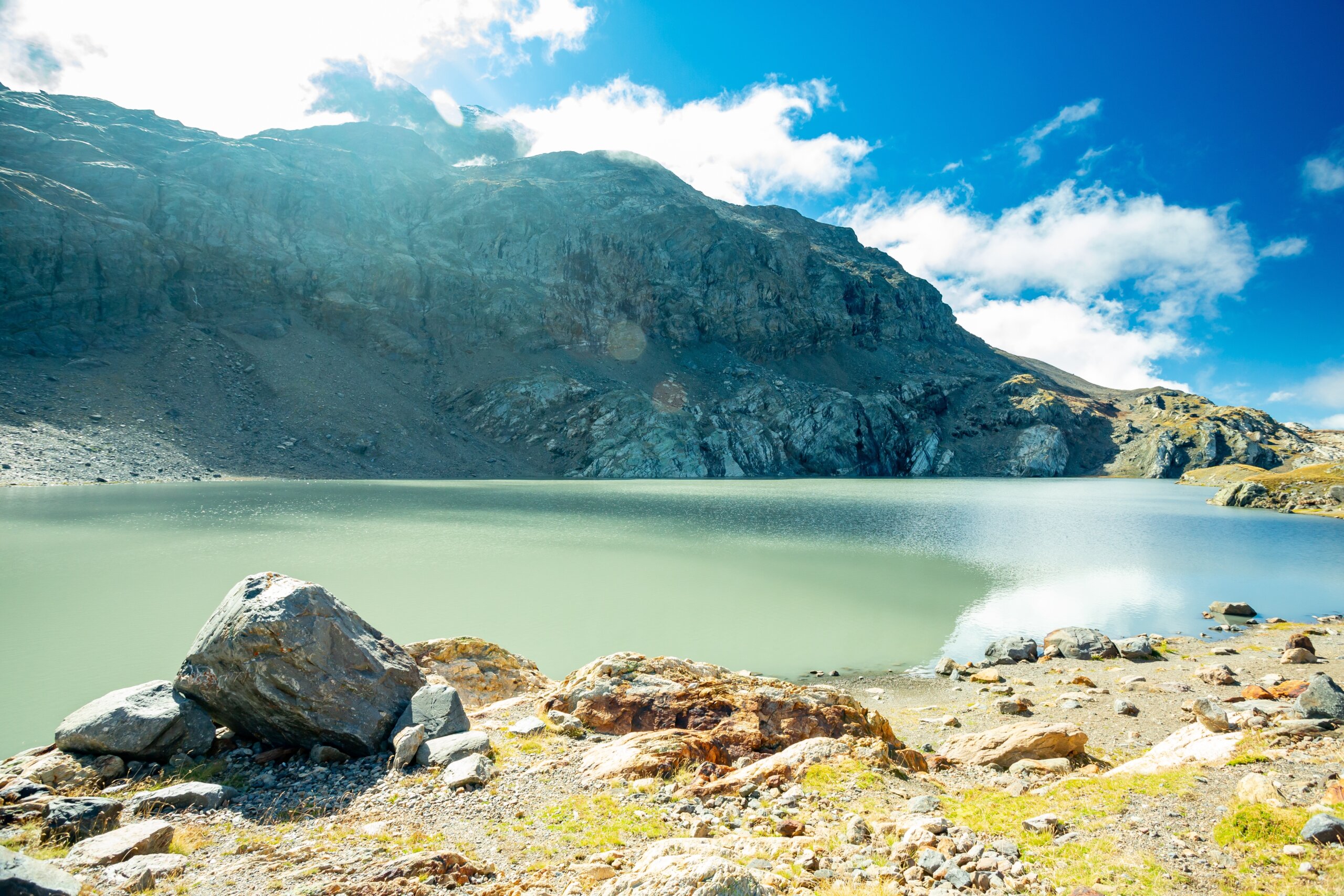 10 Stunning Lakes to Explore Across the French Alps