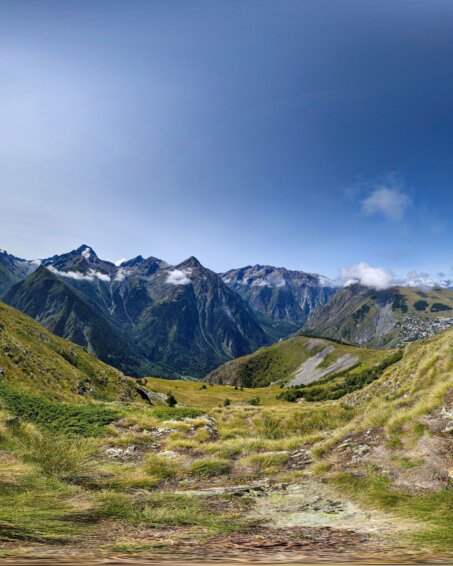 Les Deux Alpes summer mountains