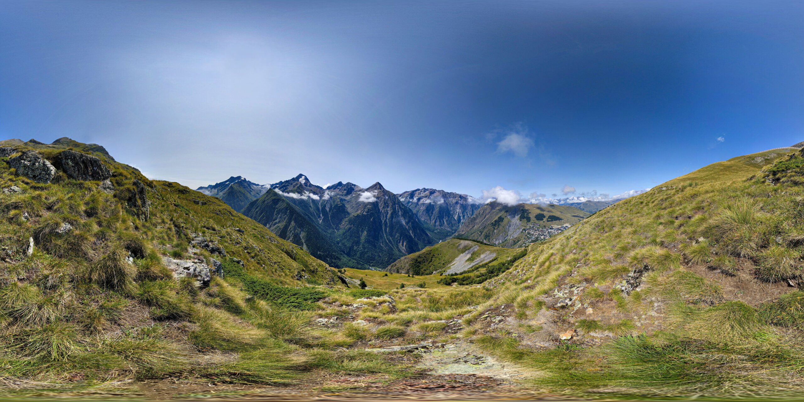 Image for Les Deux Alpes Resort Guide