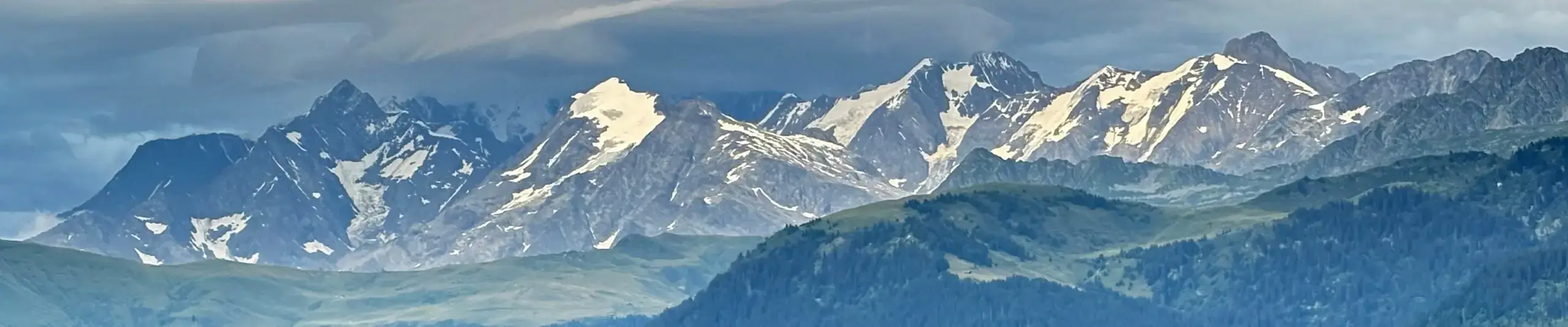 Image for La Clusaz Resort Guide